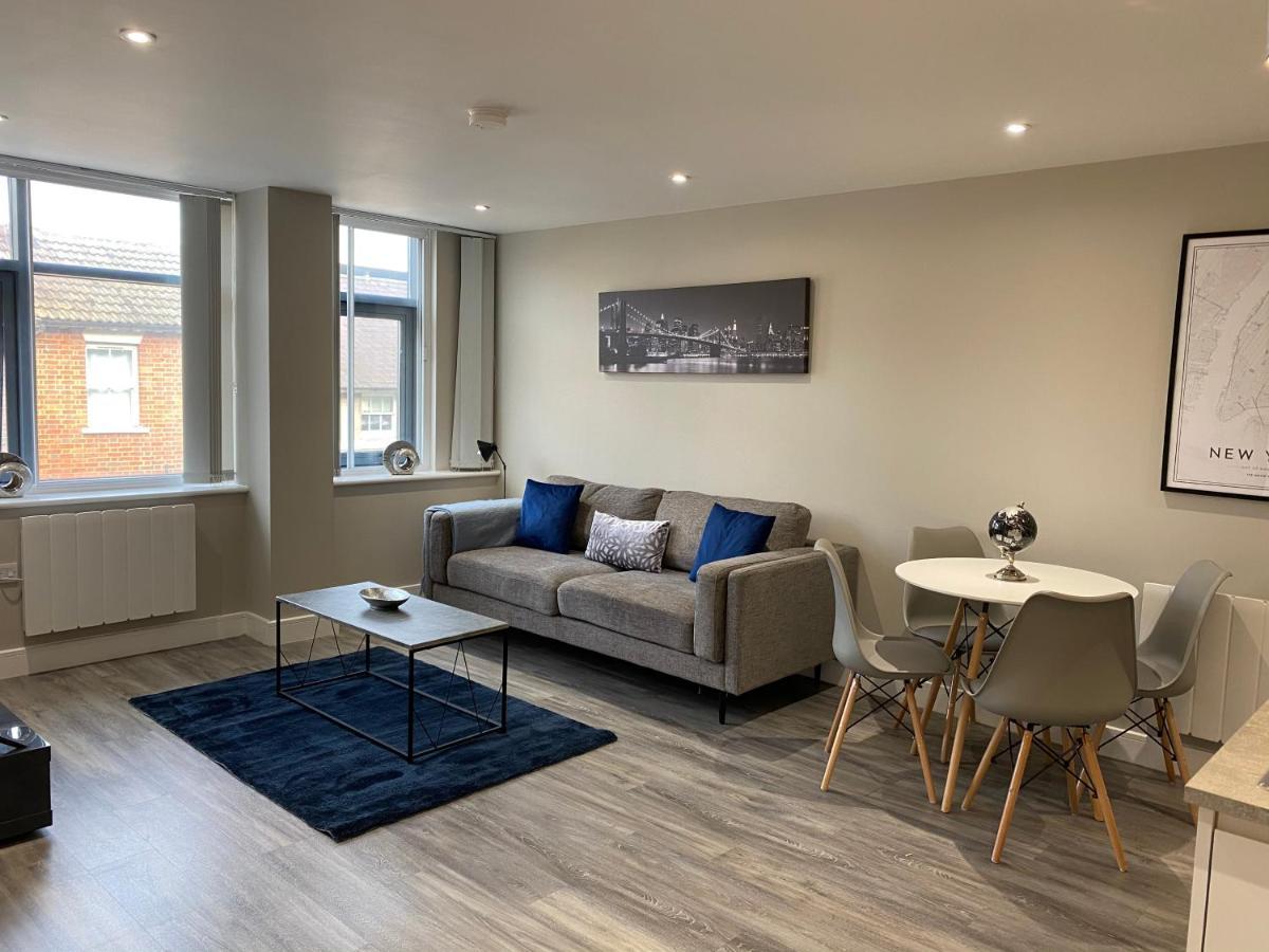 Marie'S Serviced Apartment 1 Bed Citystay, Parking Bedford Buitenkant foto